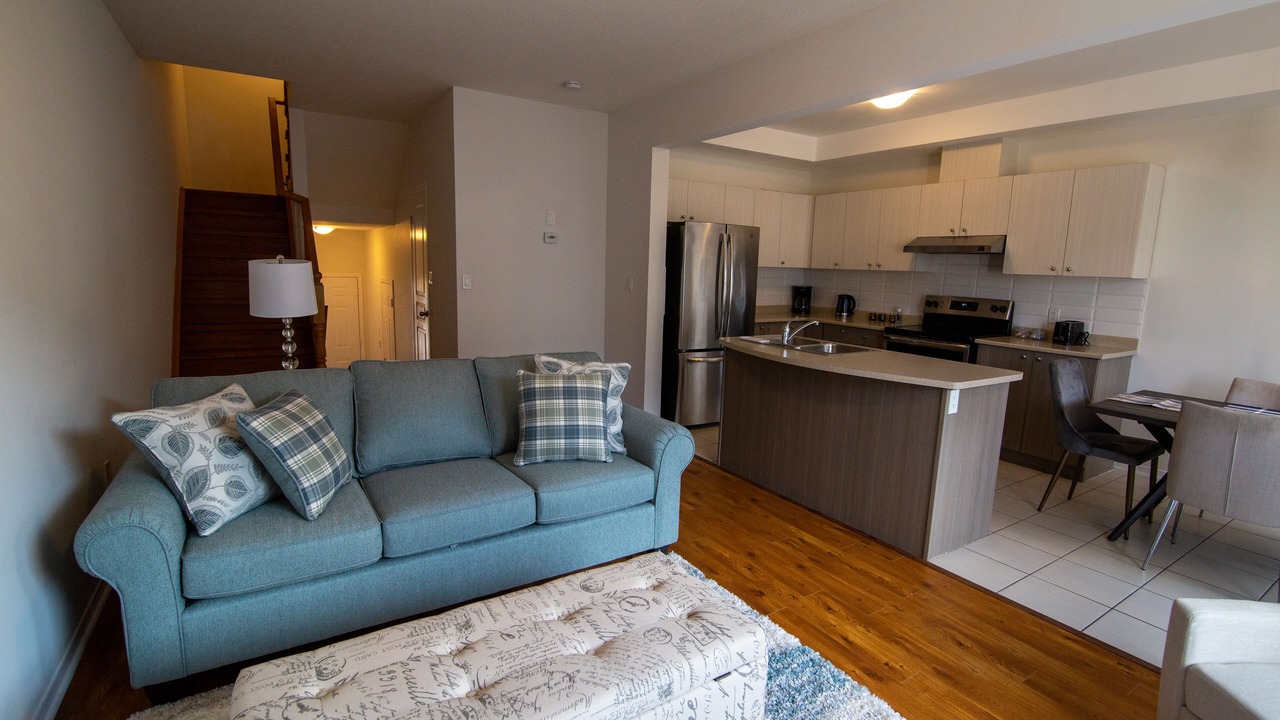 Photo of Livingroom in Stoney Creek