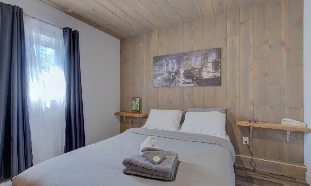 Photo of Bedroom in Mauricie