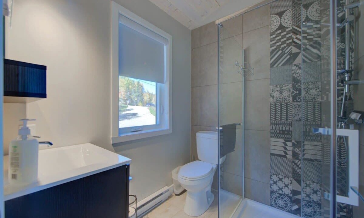 Photo of Bathroom in Saint-Joseph-de-la-Rive