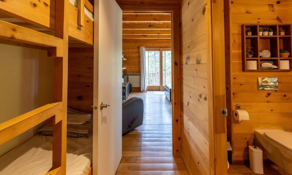 Photo of Bedroom in Pohenegamook