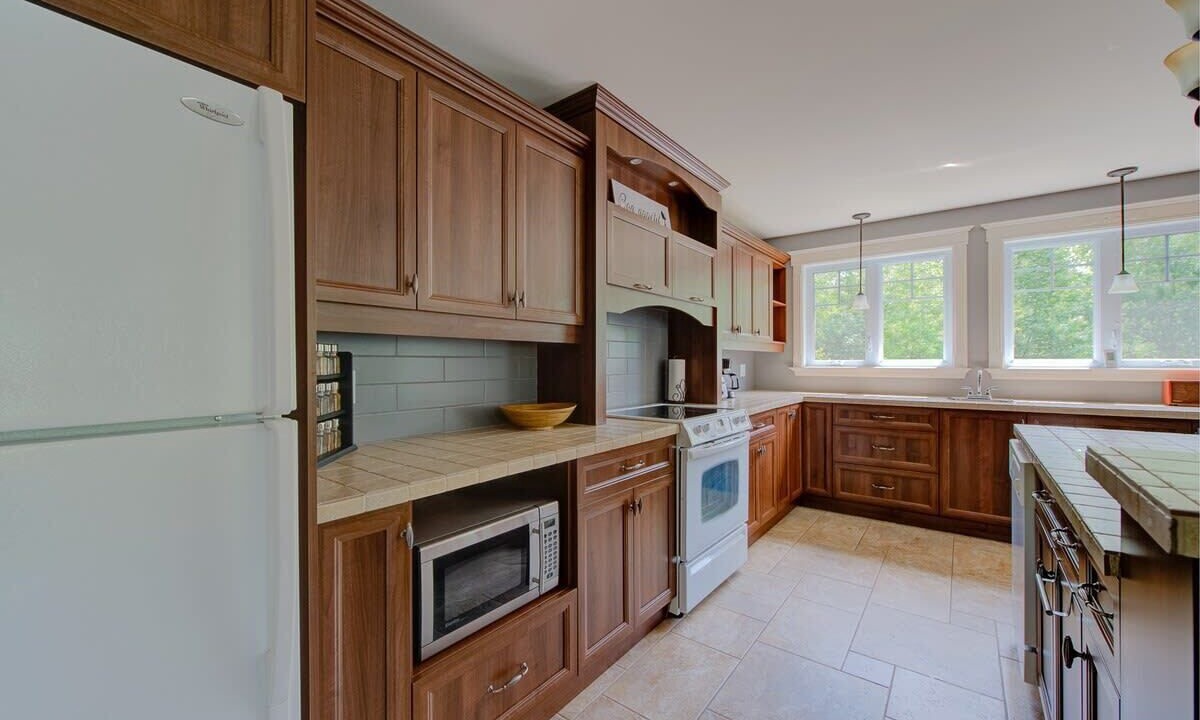 Photo of Kitchen in Petite-Riviere-Saint-Francois