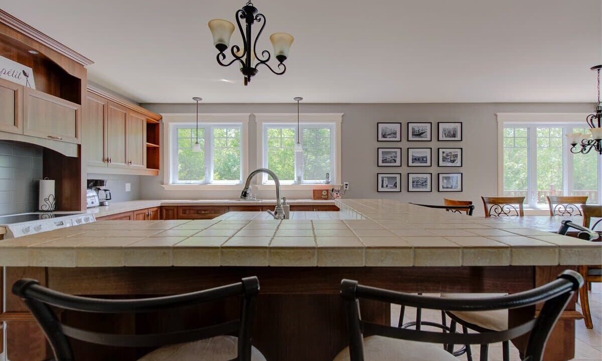 Photo of Kitchen in Petite-Riviere-Saint-Francois