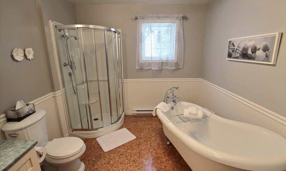 Photo of Bathroom in Saint Irenee