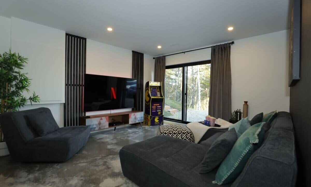 Photo of Livingroom in Saint-Joseph-de-la-Rive