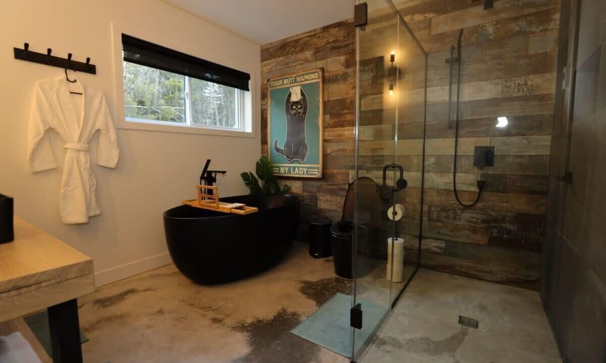 Photo of Bathroom in Saint-Joseph-de-la-Rive