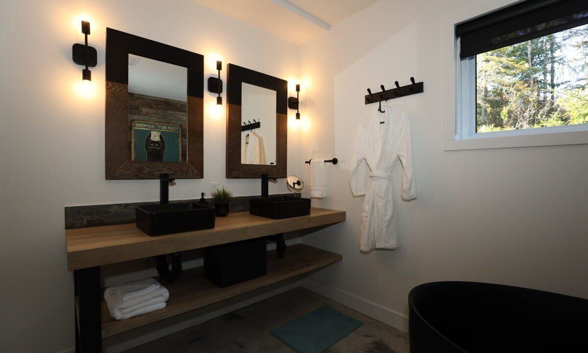 Photo of Bathroom in Saint-Joseph-de-la-Rive