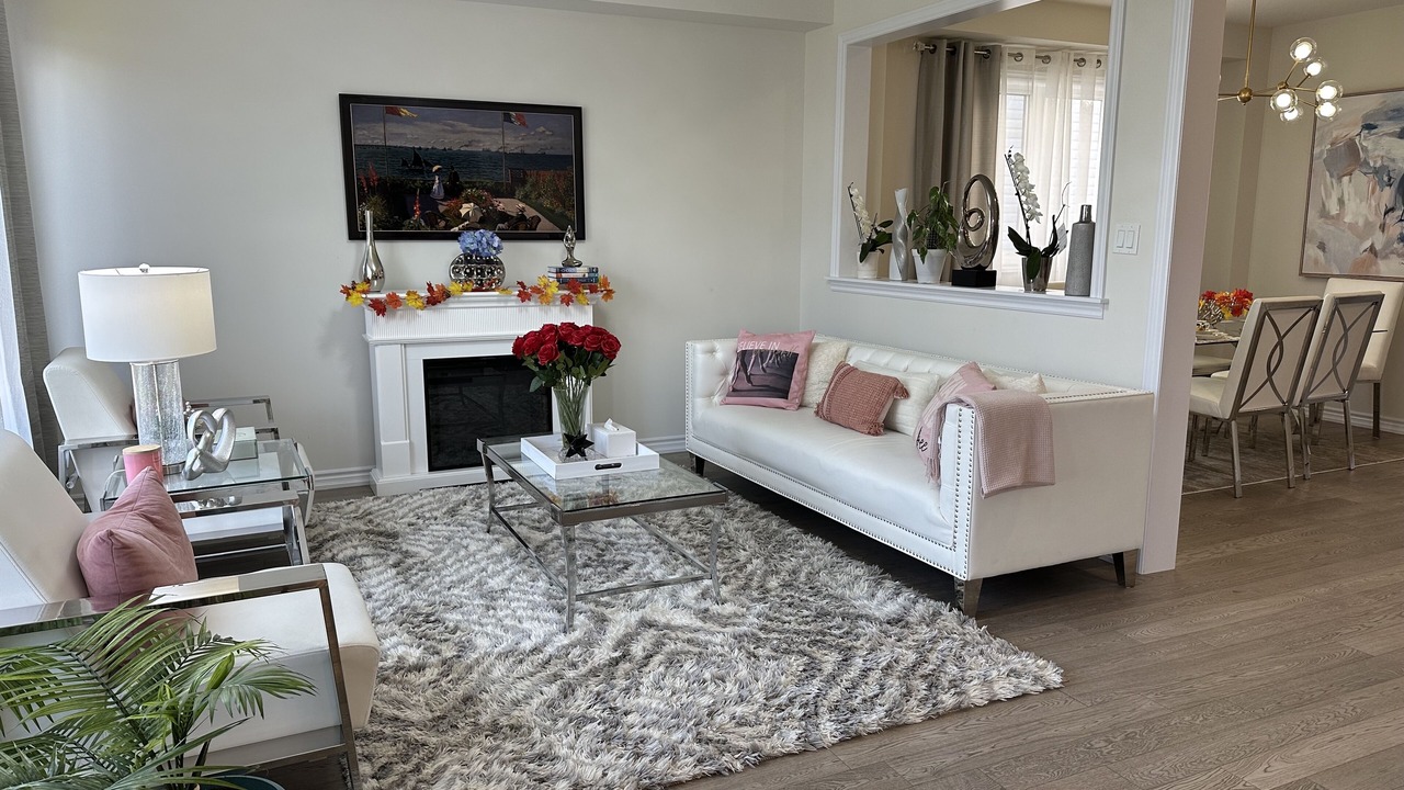 Photo of Livingroom in Thorold