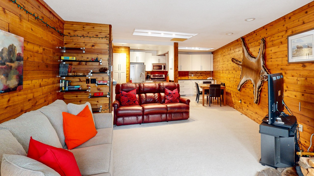 Photo of Livingroom in Big White Ski Resort