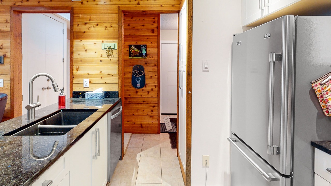 Photo of Bathroom in Big White Ski Resort