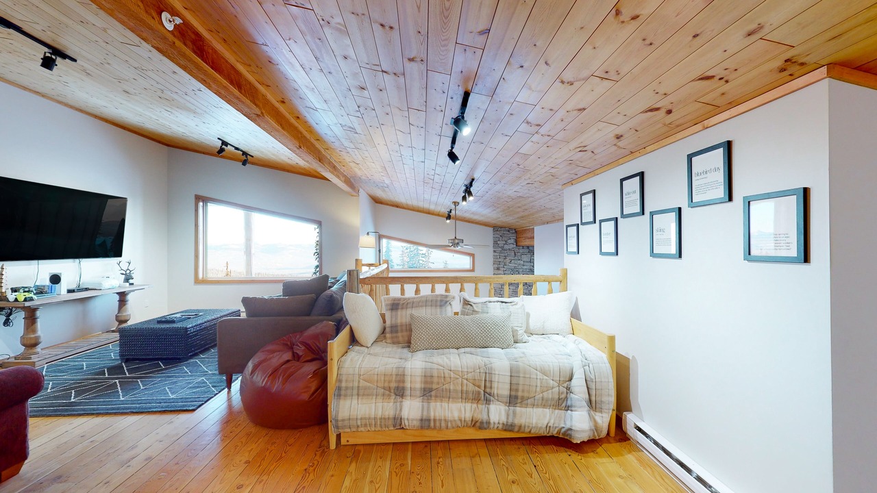 Photo of Livingroom in Big White Ski Resort