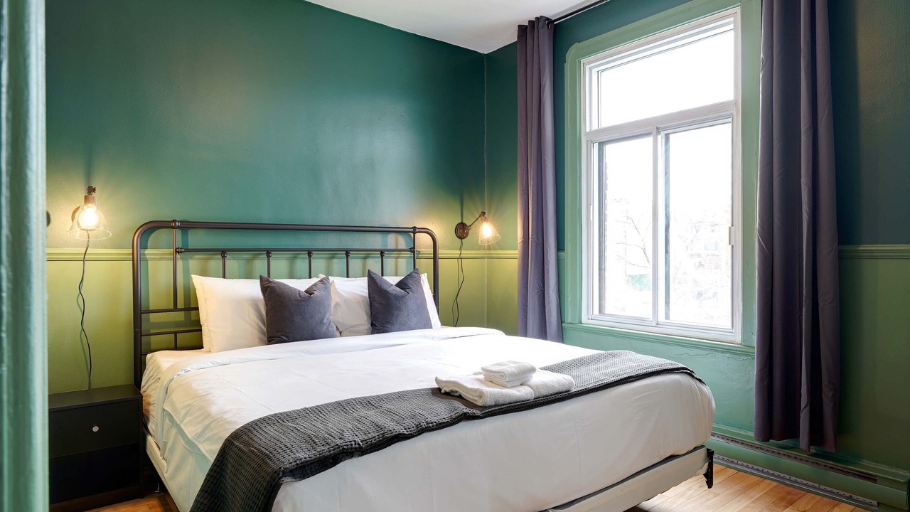 Photo of Bedroom in Hochelaga