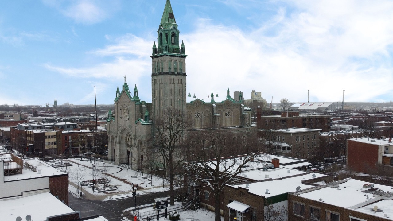 Photo of Others in Hochelaga
