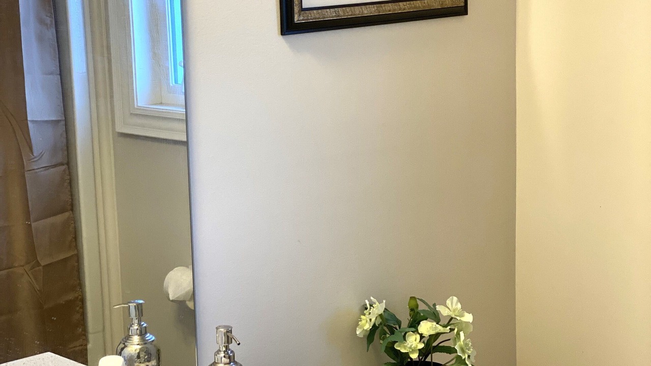 Photo of Bathroom in Welland