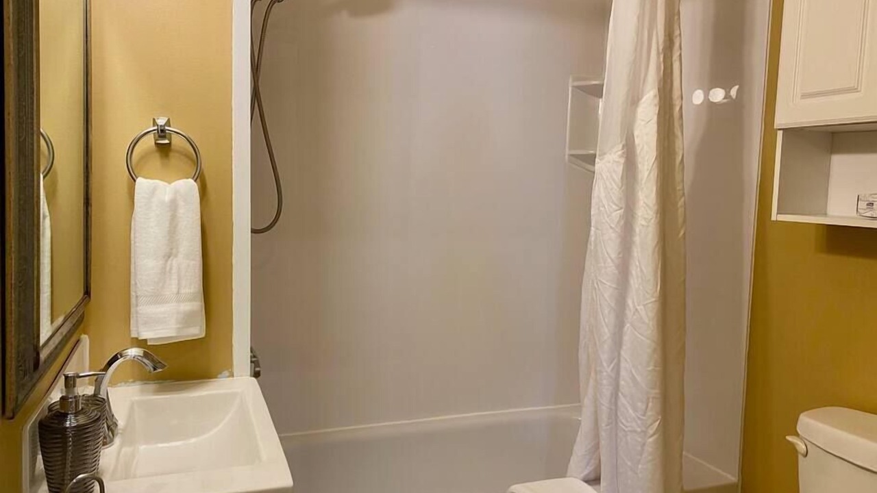 Photo of Bathroom in North End