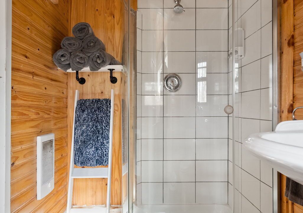 Photo of Bathroom in Val-des-Monts