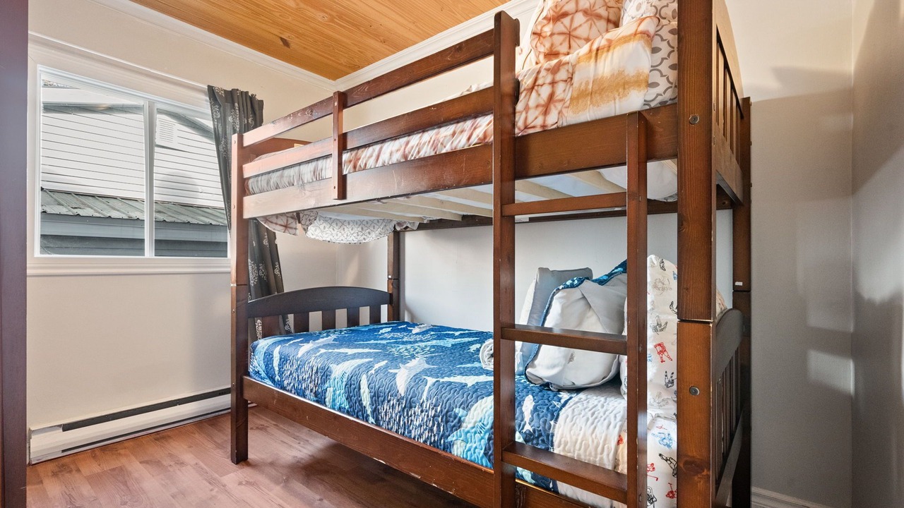 Photo of Bedroom in Val-des-Monts