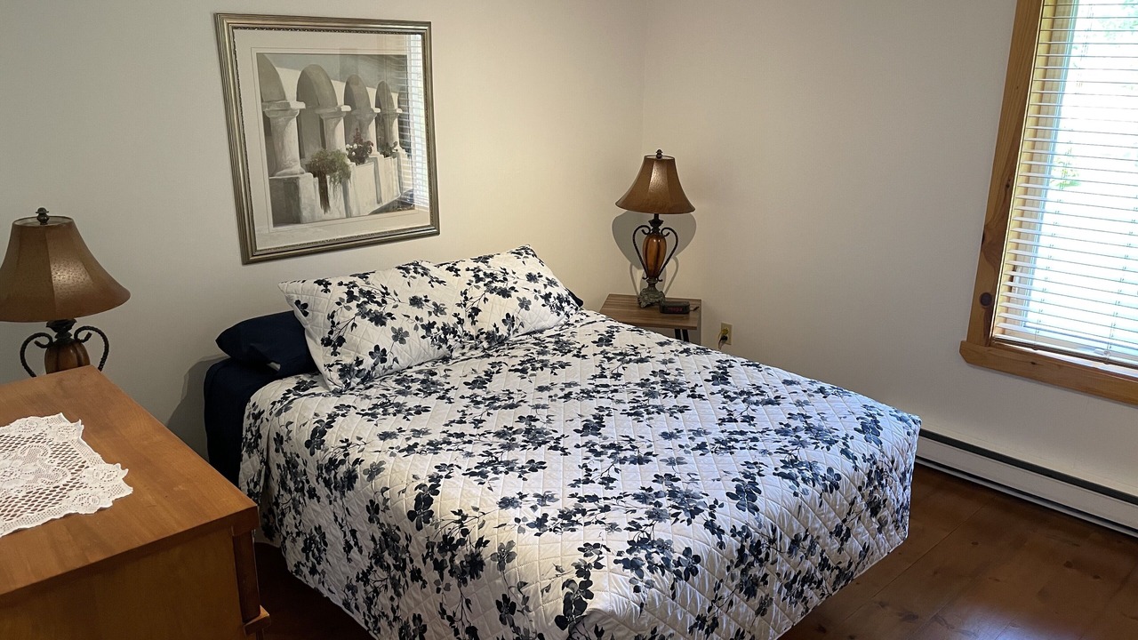 Photo of Bedroom in La Malbaie