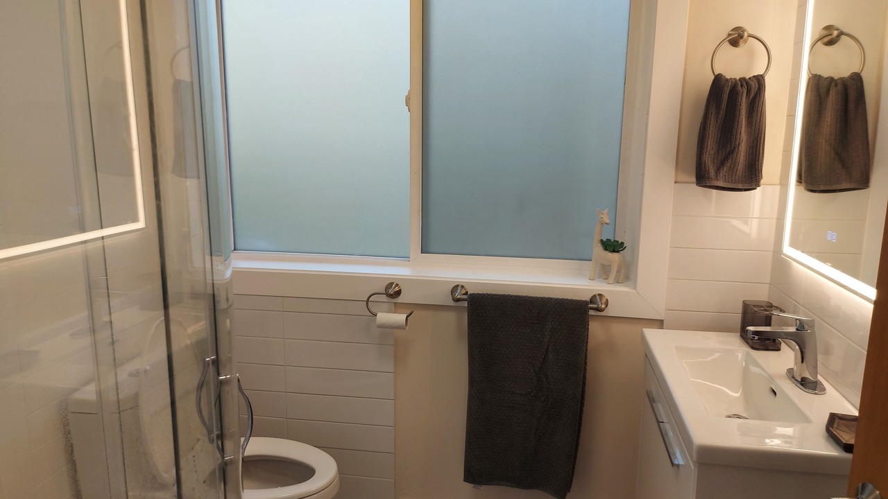Photo of Bathroom in Selma Park
