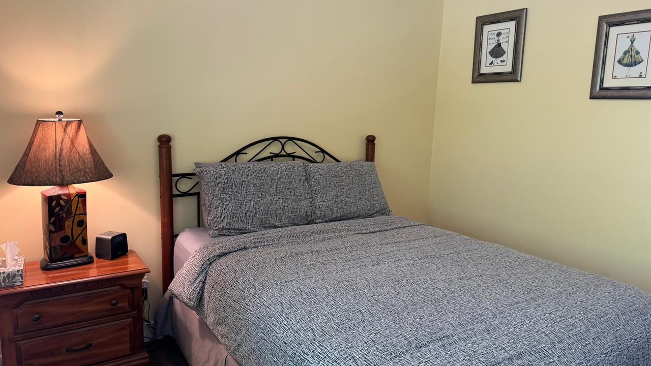 Photo of Bedroom in Selma Park