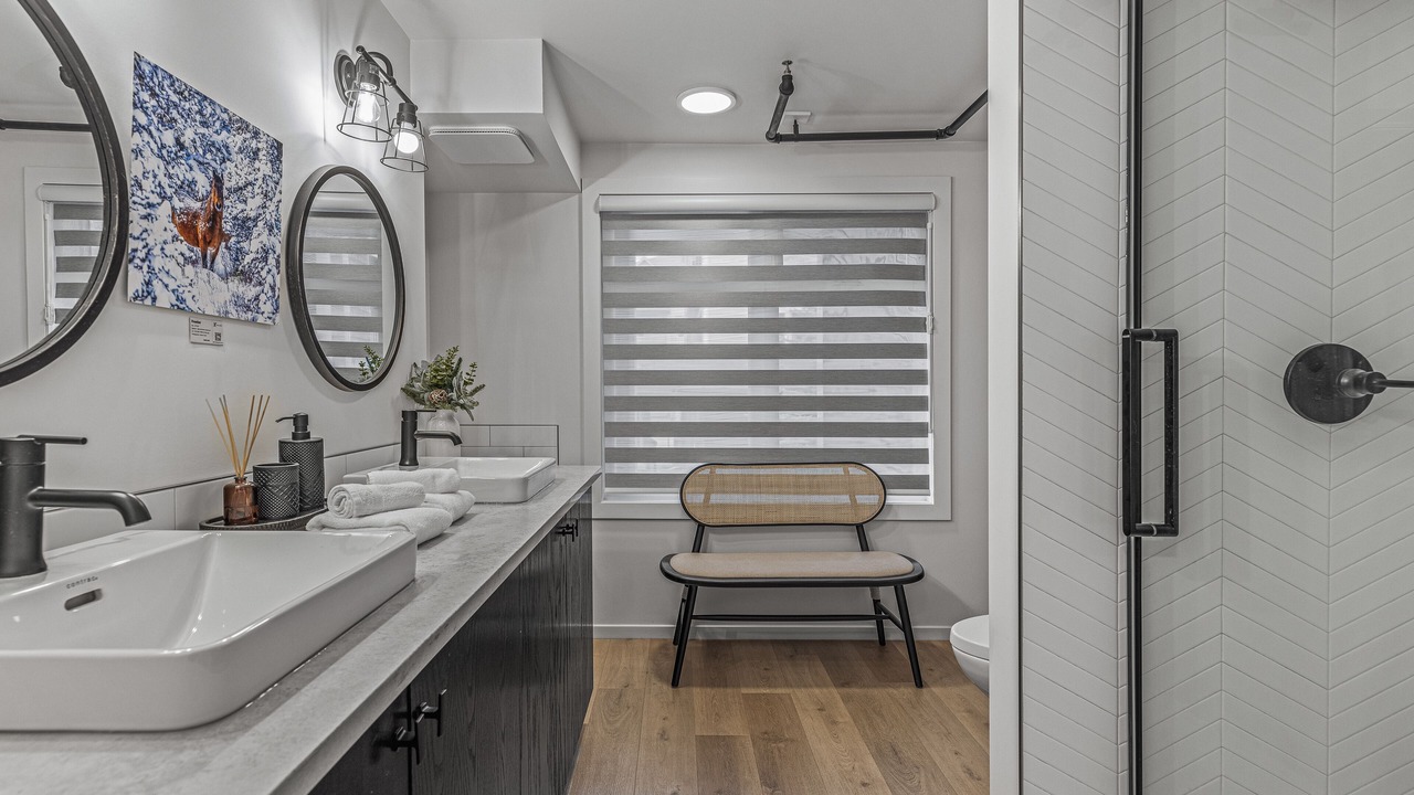 Photo of Bathroom in Cougar Creek