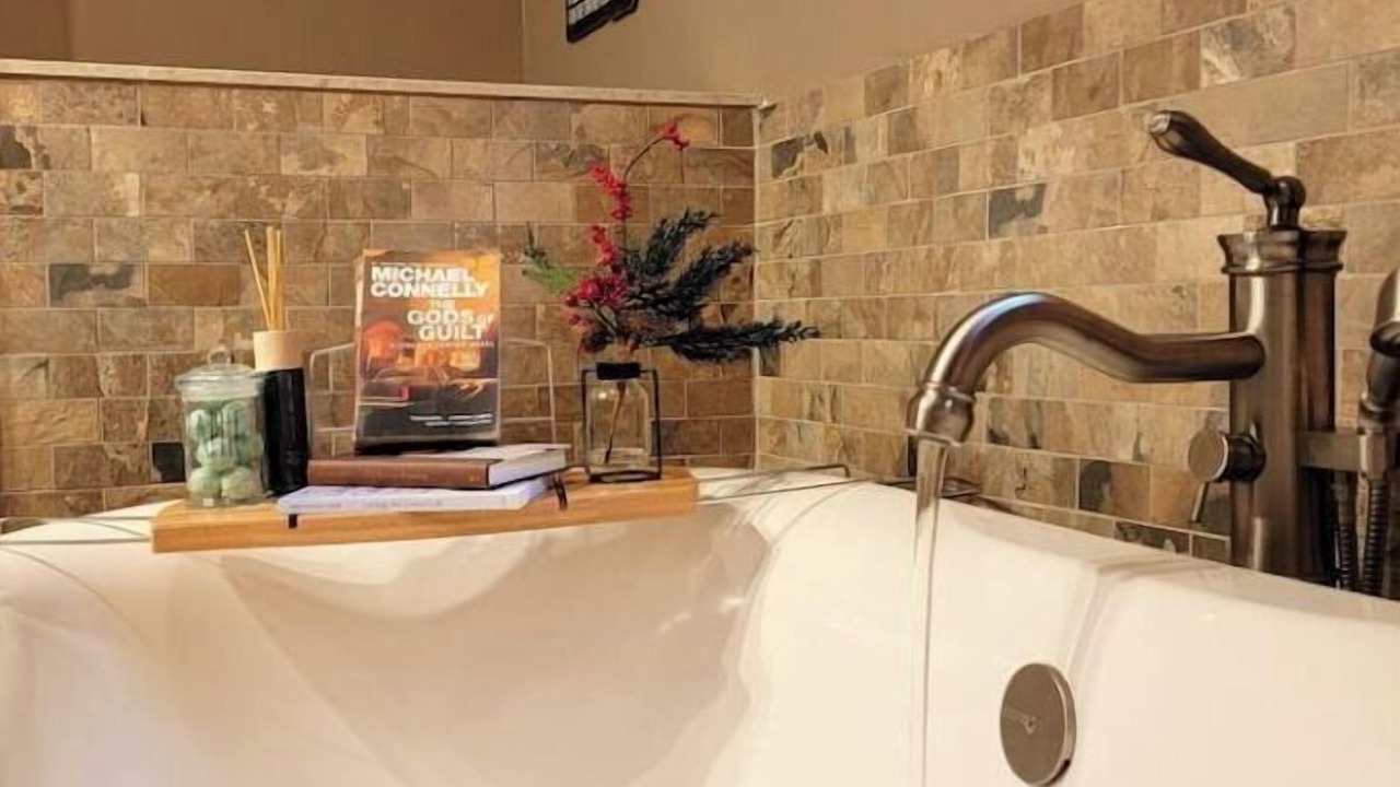 Photo of Bathroom in The Blue Mountains