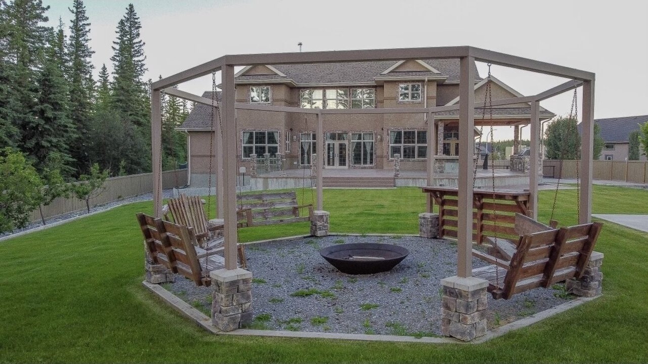 Photo of Patio Balcony in Hinton