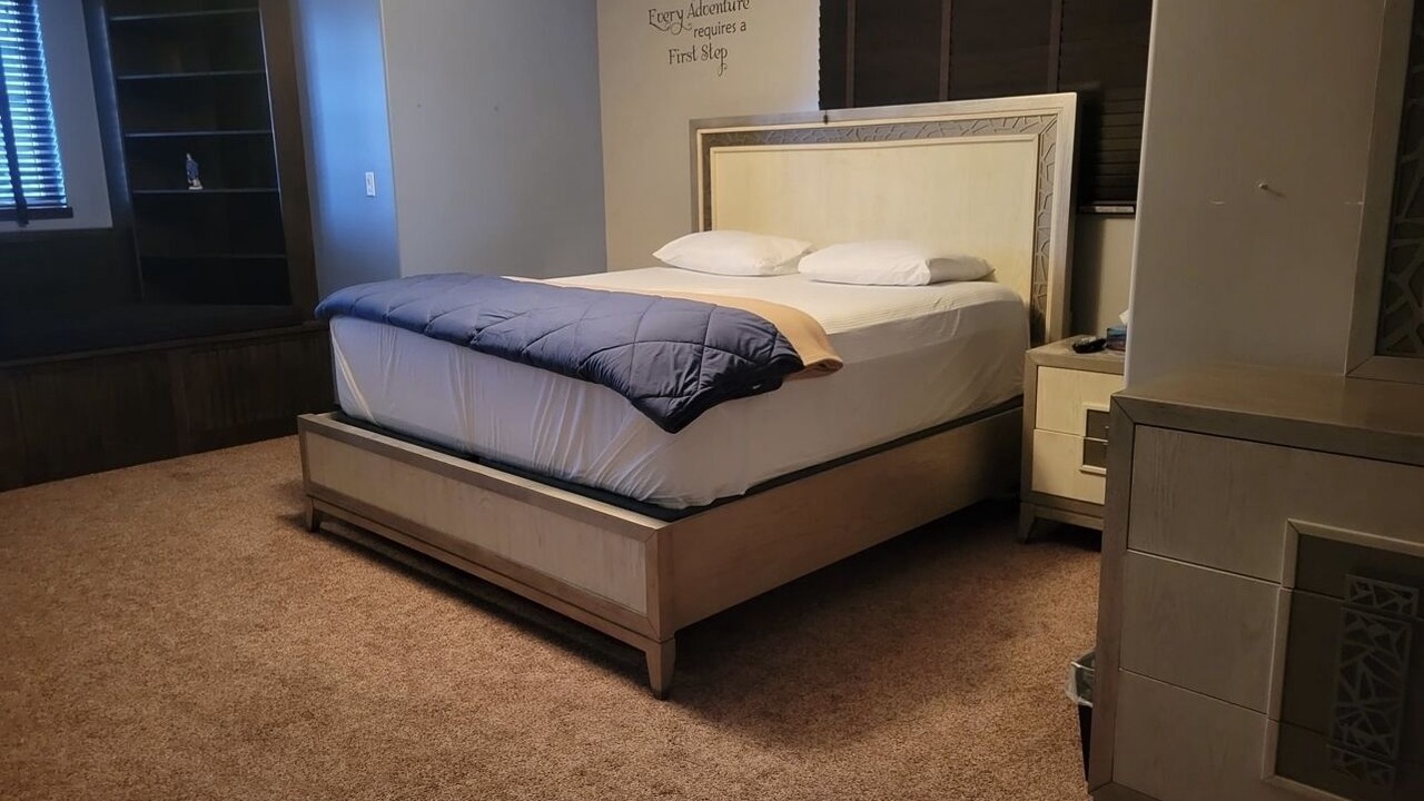 Photo of Bedroom in Hinton