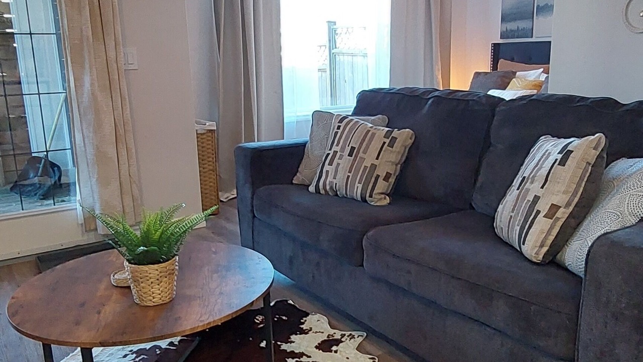 Photo of Livingroom in Cochrane
