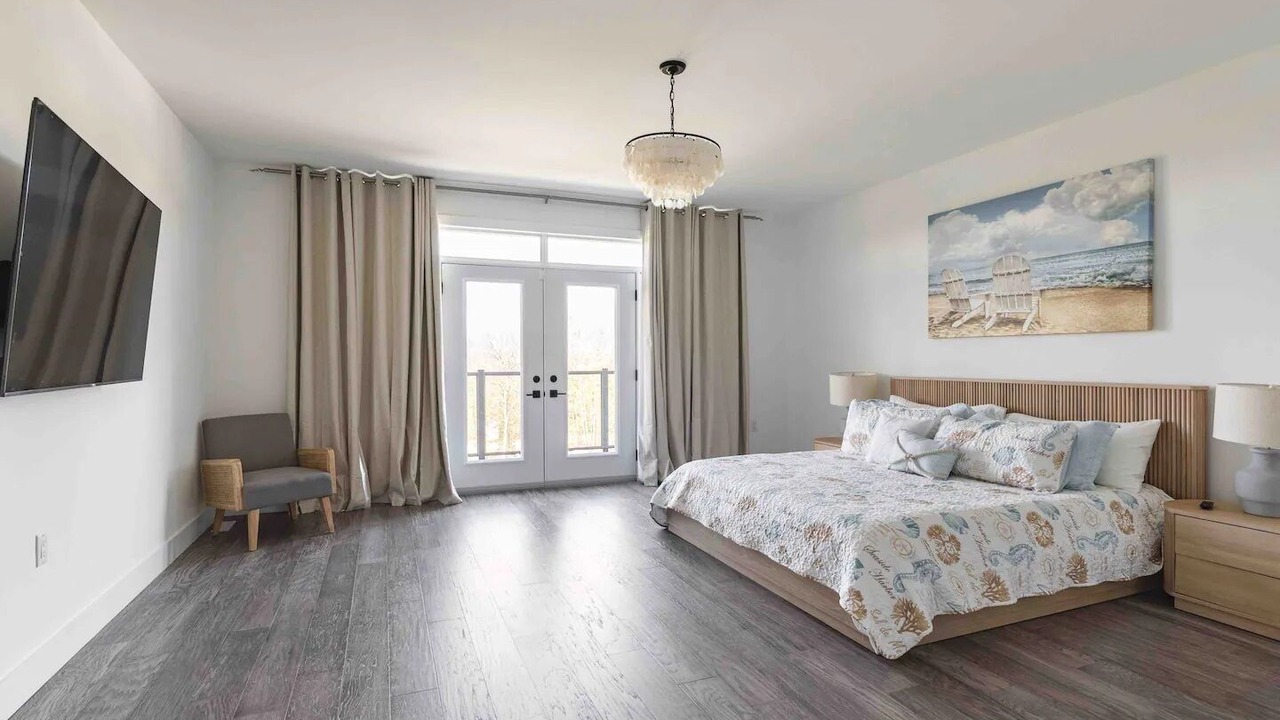 Photo of Bedroom in Wiarton
