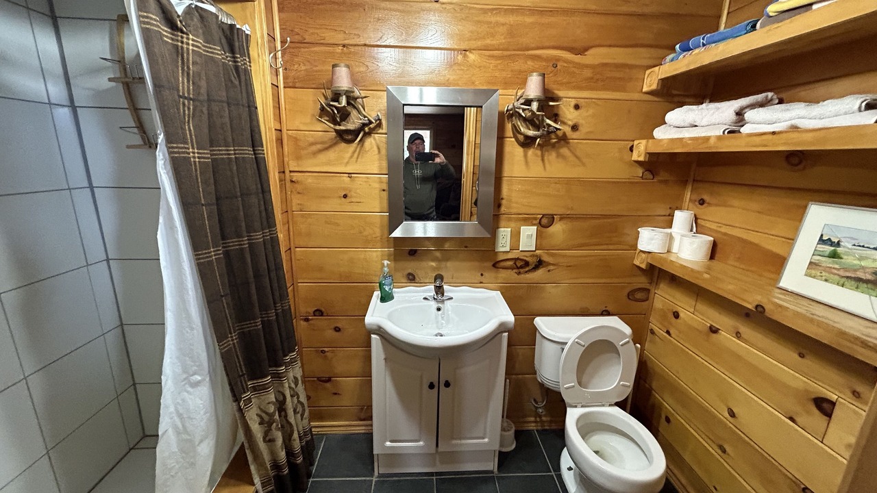 Photo of Bathroom in Nipissing