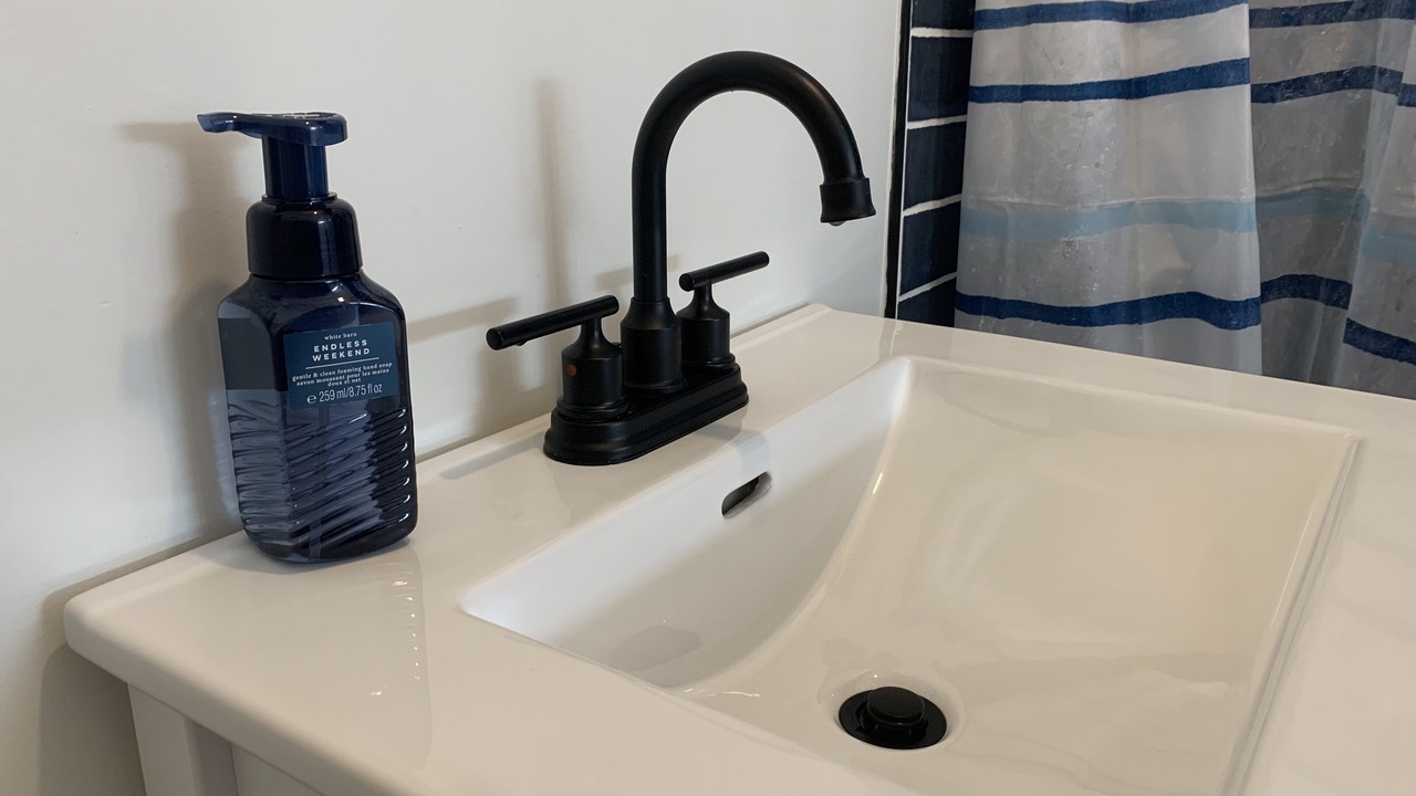 Photo of Bathroom in Wainfleet