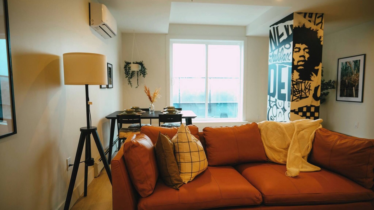 Photo of Livingroom in North End