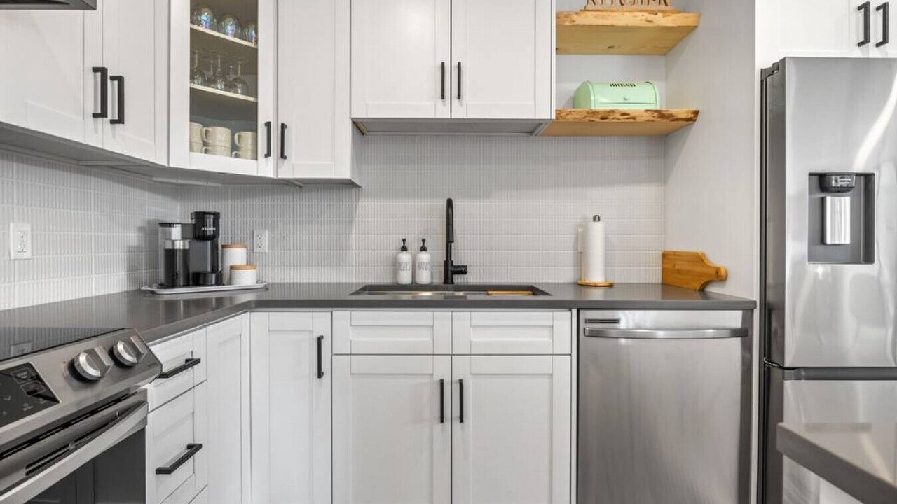 Photo of Kitchen in Southeast Calgary