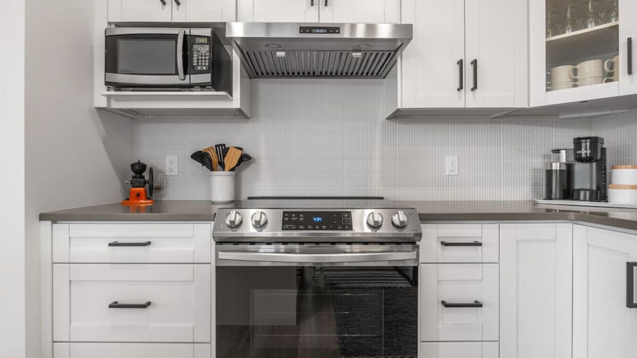 Photo of Kitchen in Southeast Calgary