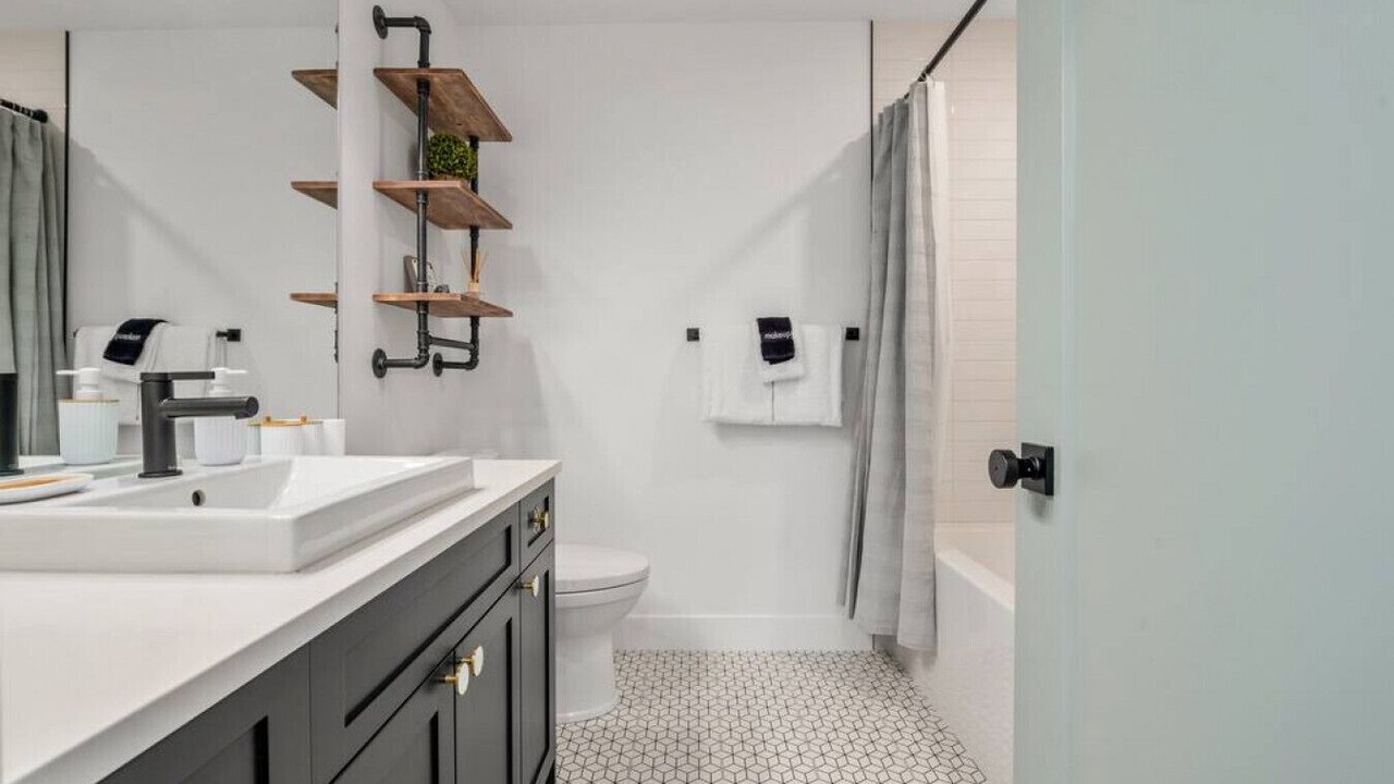 Photo of Bathroom in Southeast Calgary