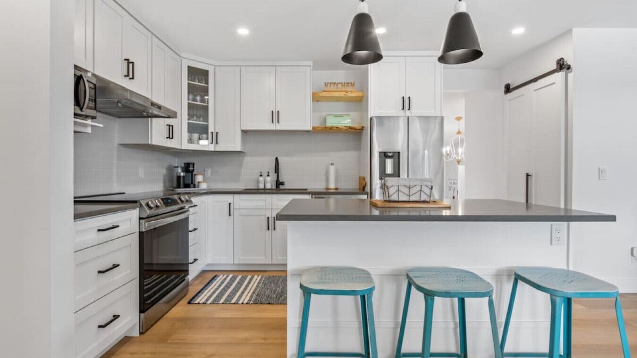 Photo of Kitchen in Southeast Calgary