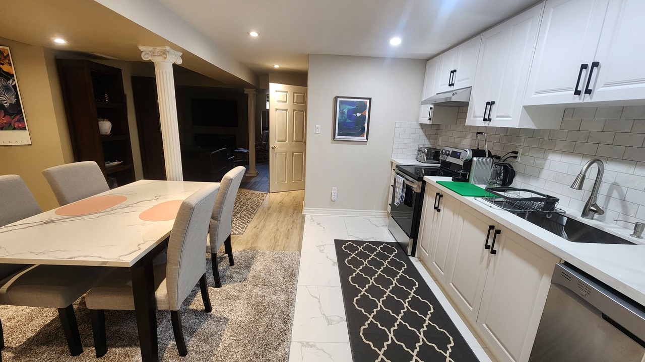 Photo of Kitchen in Churchill Meadows