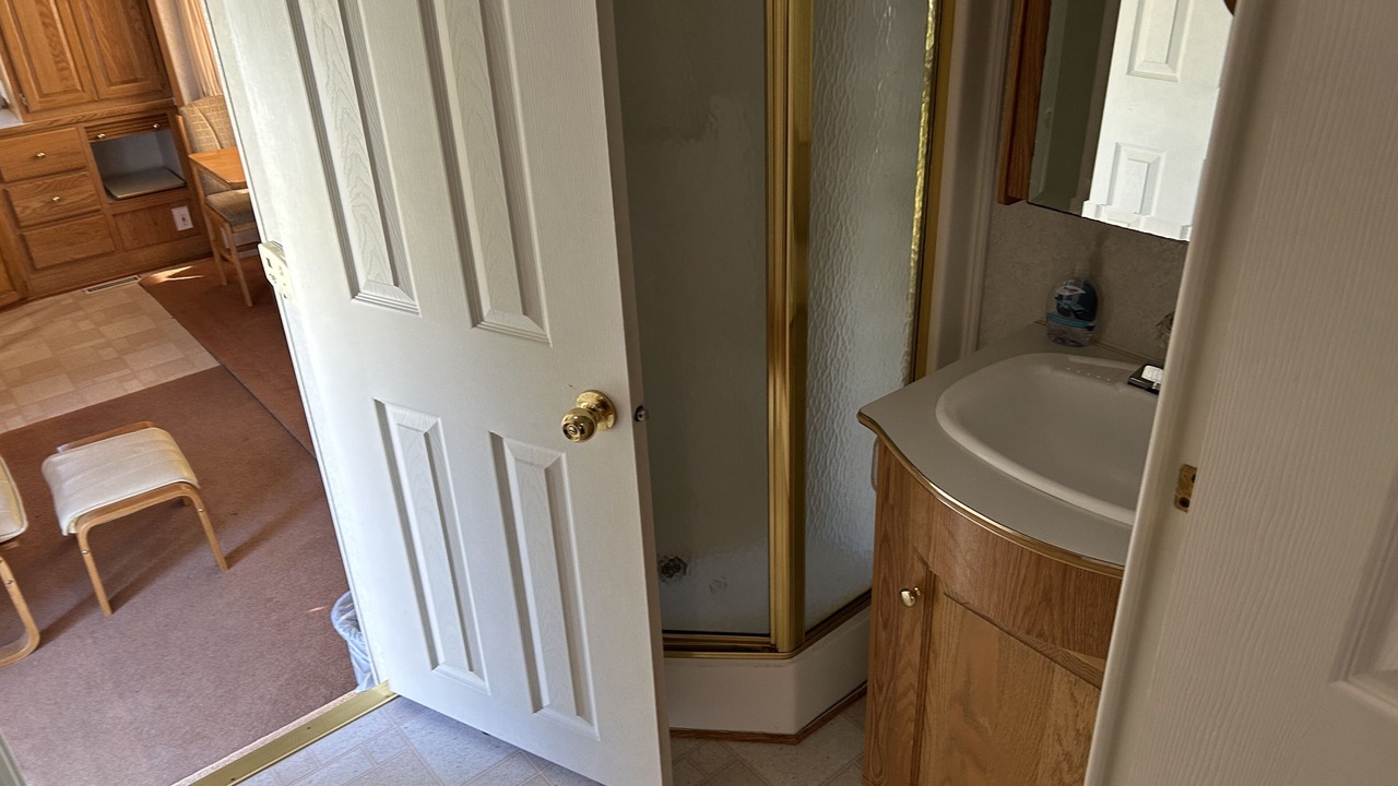 Photo of Bathroom in Stokes Bay