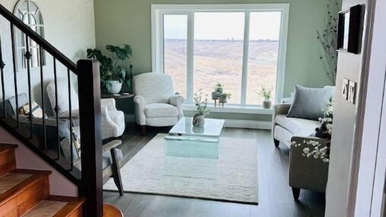 Photo of Bedroom in Lethbridge County