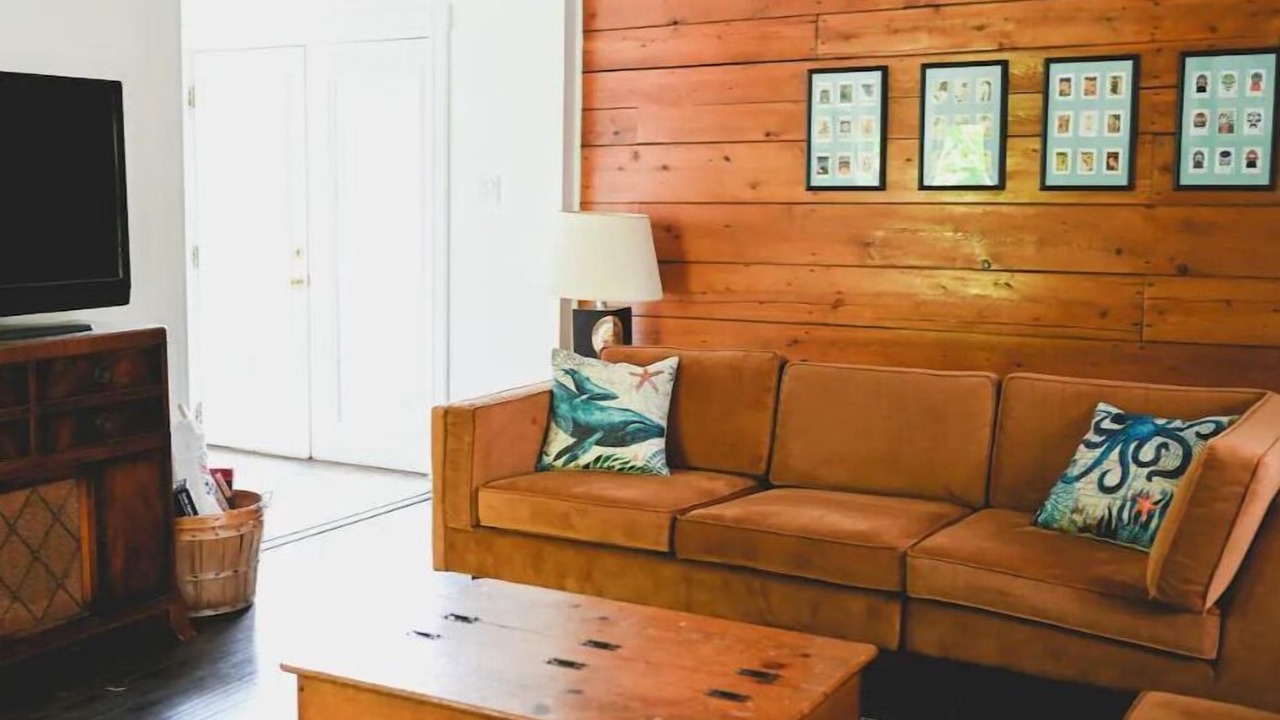 Photo of Bedroom in Colborne