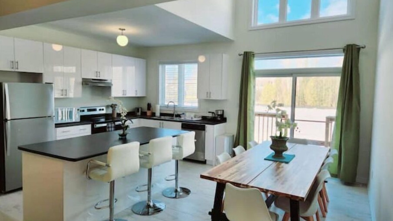 Photo of Kitchen in Wasaga Beach