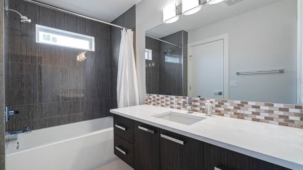 Photo of Bathroom in Parkhill-Stanley Park