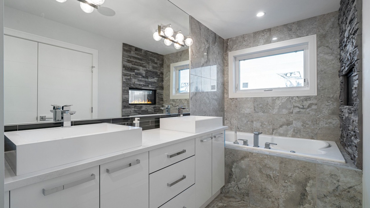 Photo of Bathroom in Parkhill-Stanley Park