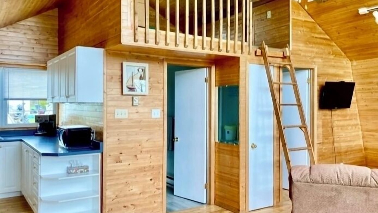 Photo of Livingroom in Chatham