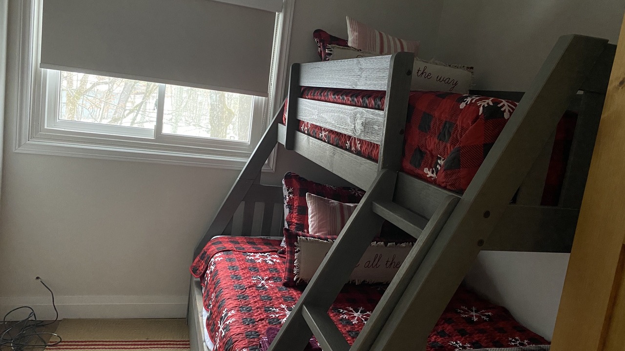 Photo of Bedroom in Muskoka Lakes