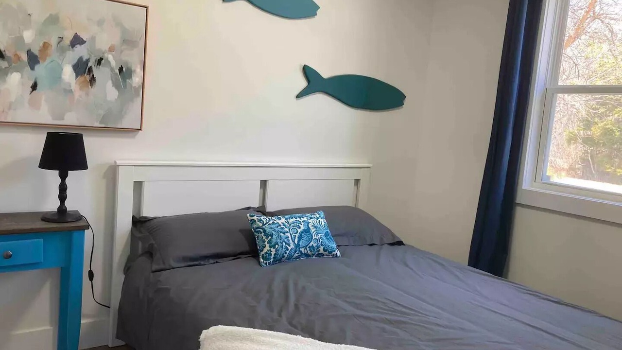 Photo of Bedroom in Summerville Centre