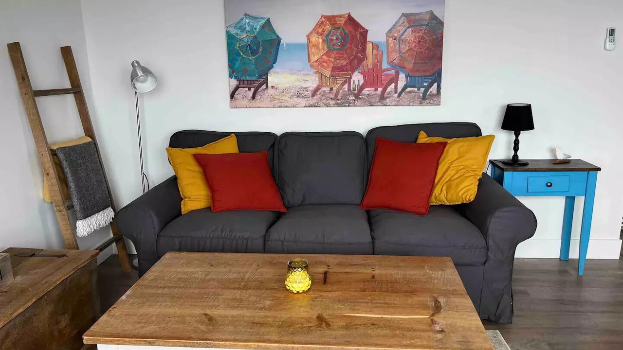 Photo of Livingroom in Summerville Centre