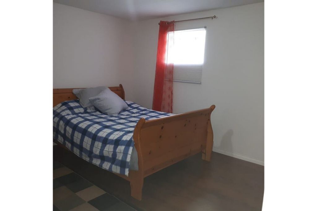 Photo of Bedroom in West Newton - Highway 10