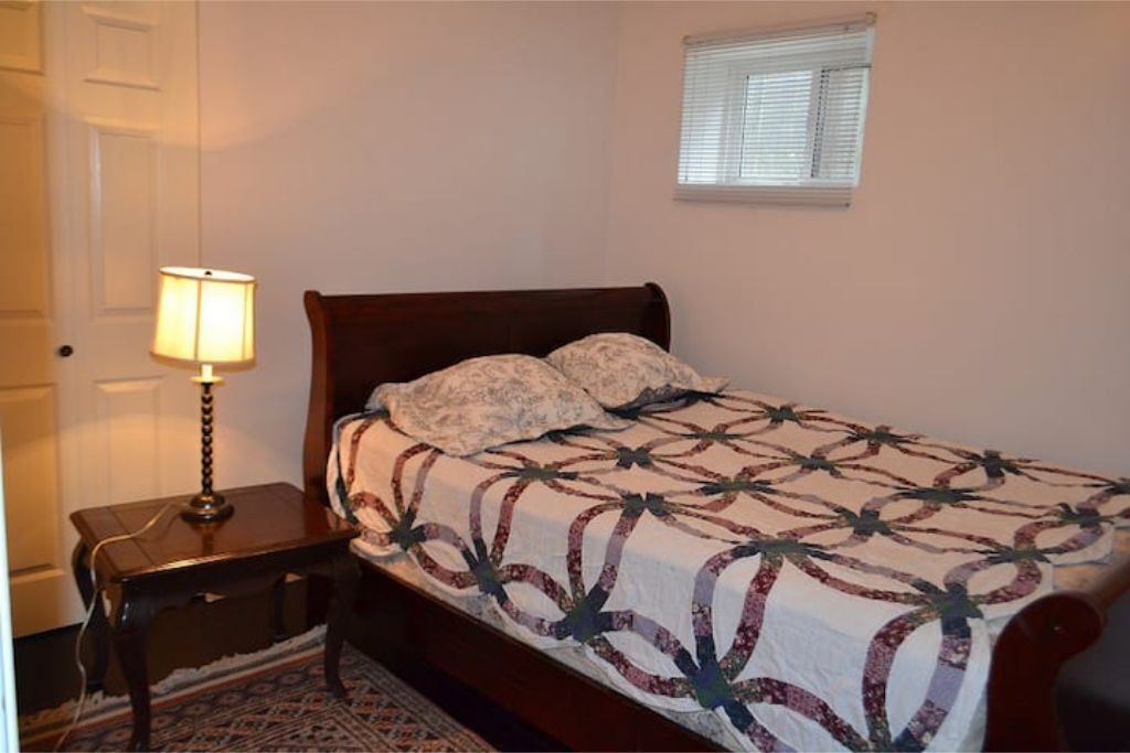 Photo of Bedroom in West Newton - Highway 10