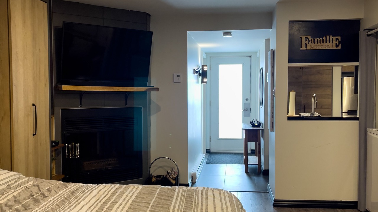 Photo of Bedroom in Stoneham